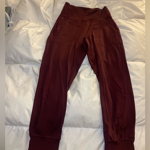 Lululemon Align Cropped Joggers - Picture 10 of 10